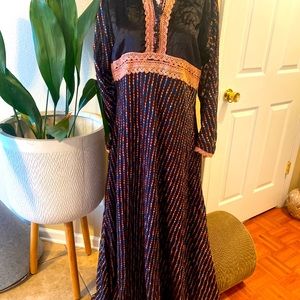 Vintage beautiful Indian maxi dress fits large